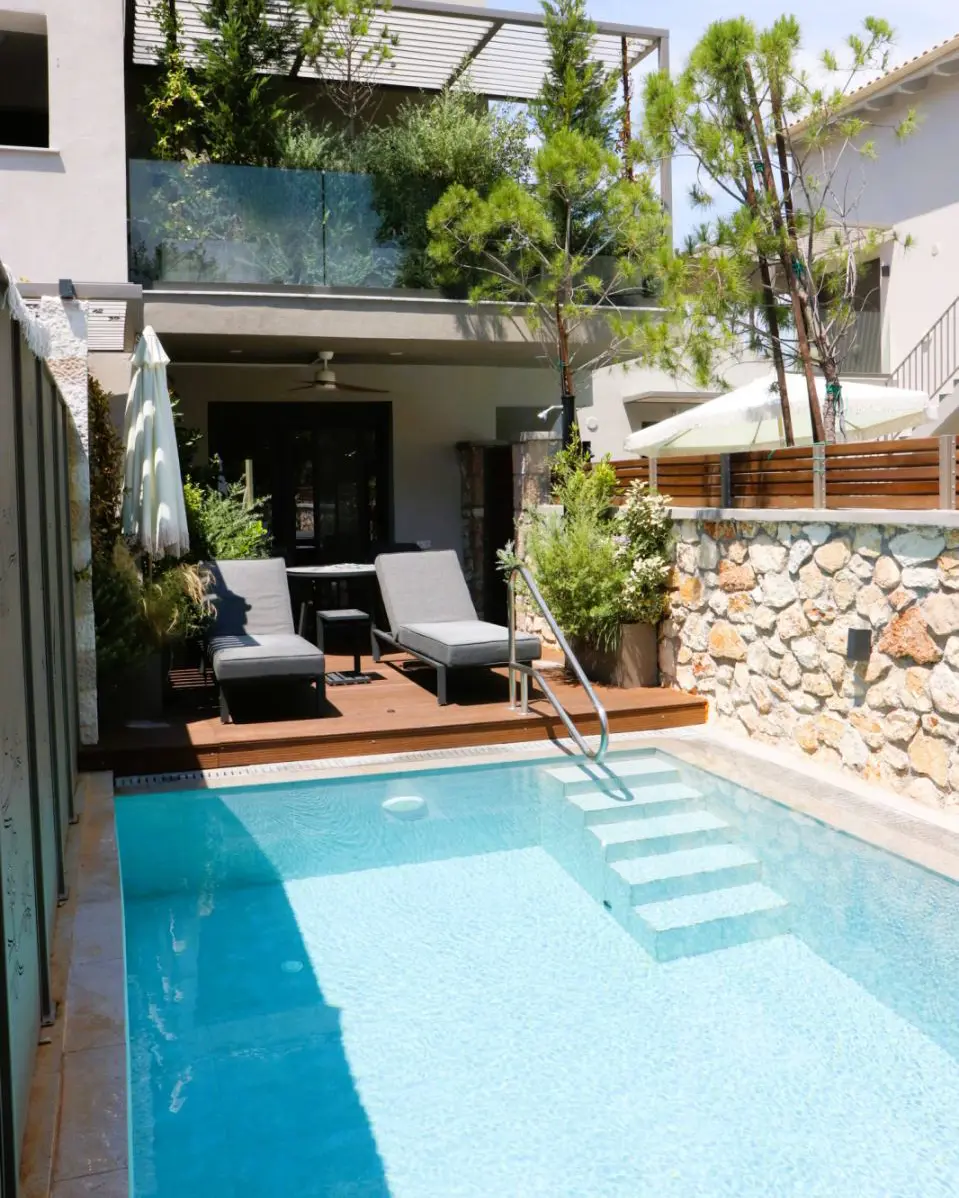 villa-pool2
